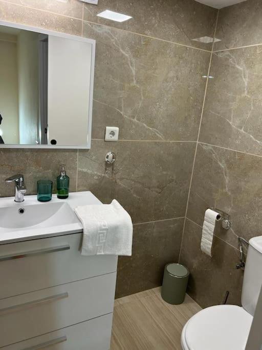 Modern In Valencia, Port Saplaya, By The Sea Appartement *